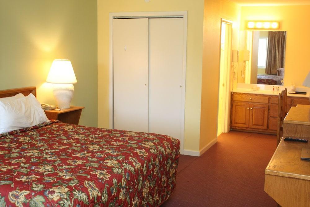 Red Roof Inn Staunton Exterior foto